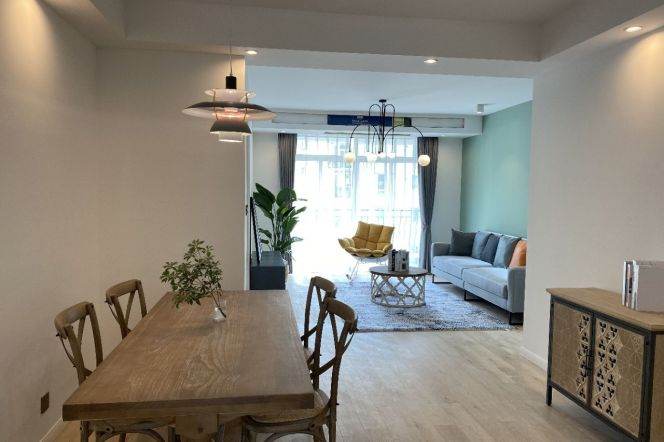 2 Brs, 2 Baths with Open Balcony/Floor heating/Central ac, 120 sqm @ Jiashan metro L9&12