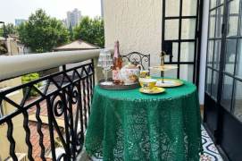 3 Brs, 2 Baths with Open Balcony/Floor heating/Dish washer, Jianguo/Taiyuan rd @ Jiashan metro L9&12