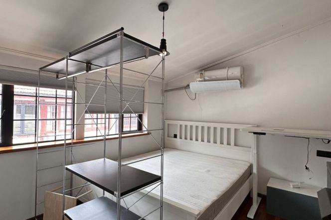 Good lighting 2brs&2baths near Jing'an Temple