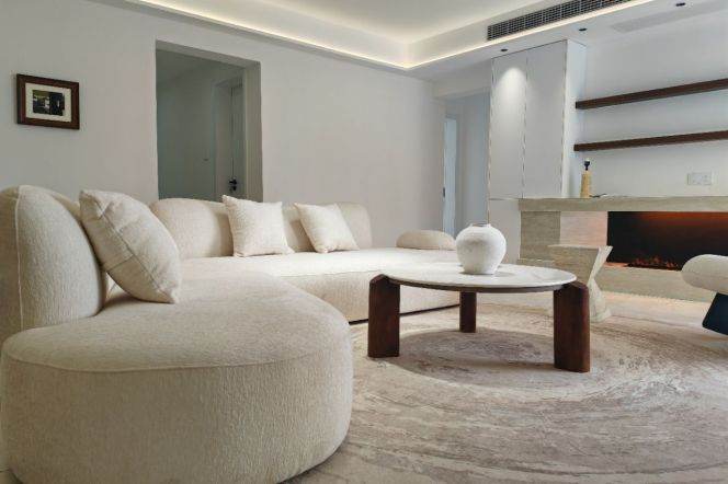 Renovated 3BR 2BA High-Floor in Lujiazui | Panoramic Views & Prime Location