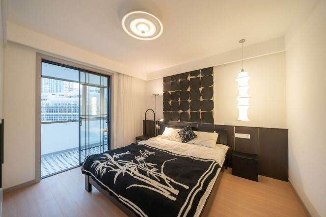 2 Brs with Balcony/Floor heating/Central ac/Oven, 110 sqm, High rise building @ Jiashan metro L9&12