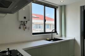 Great sunshine 1BR Apt + floor heating | Jiaotong Univer. Metro| Clean compound | 8.6K