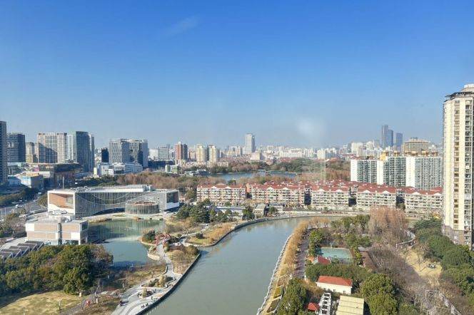 modern big 3brs floor heating nice river view modern furniture beside Su zhou river line 2,15