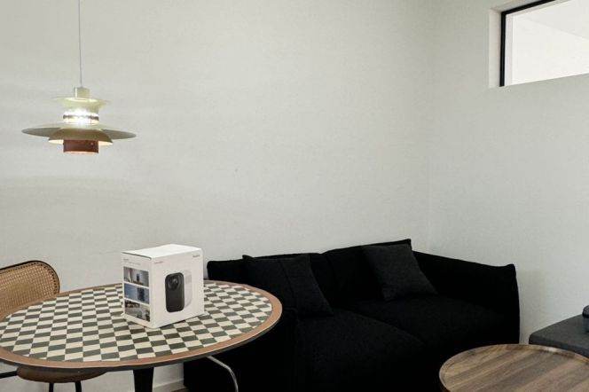 Great sunshine 1BR Apt + floor heating | Jiaotong Univer. Metro| Clean compound | 8.6K