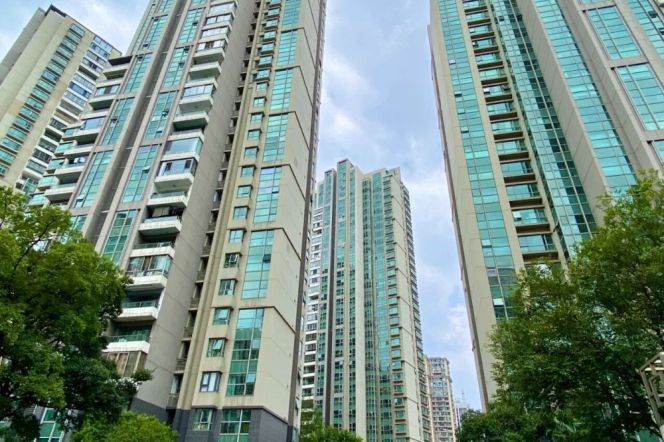 modern 2brs floor heating modern furniture nice furniture in Jing an temple line 2,7,14