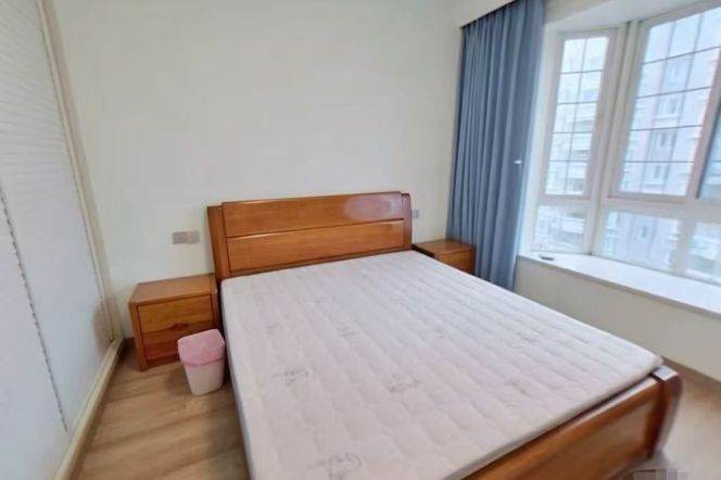 3BR 2baths near line 9 Caohejing Development Zone and Foreigners Street