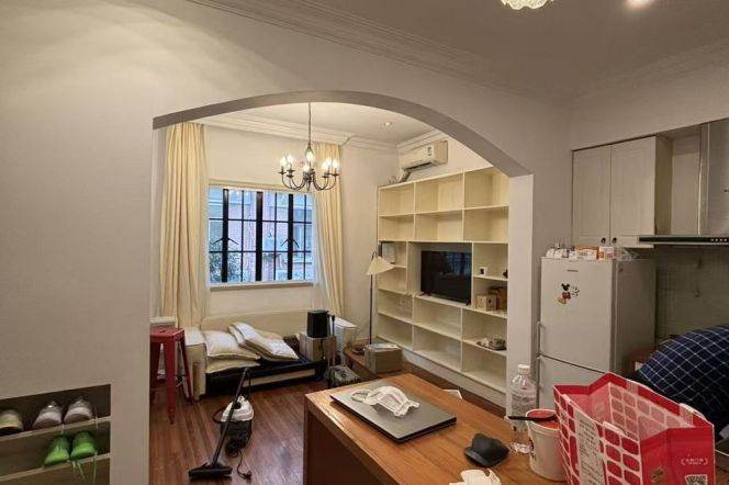 Charming 1Br/1Lr/1Bt apt nr Jingan temple,M2/7/11/14