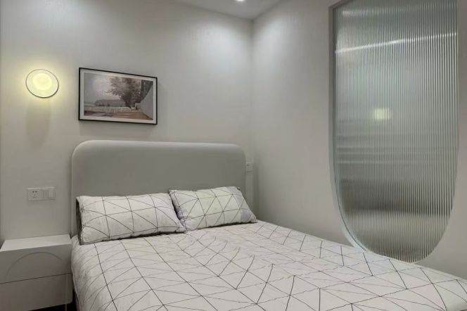 Nice 1br/1lr@south pudong rd sta 5.3k