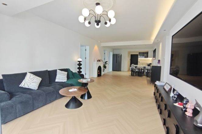 Big Livingroom 3br with Outdoor Balcony,Line 15 Wuzhong Road St.