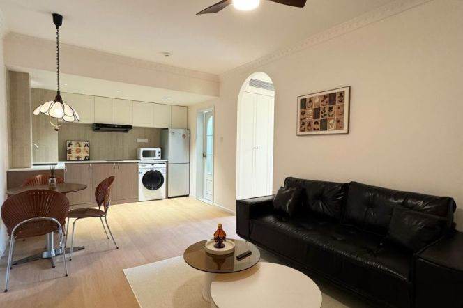 Beautiful apartment@1br in Jing'an District