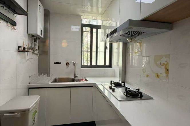 Spacious 1BR APT Hunan Rd JT university 7.2k