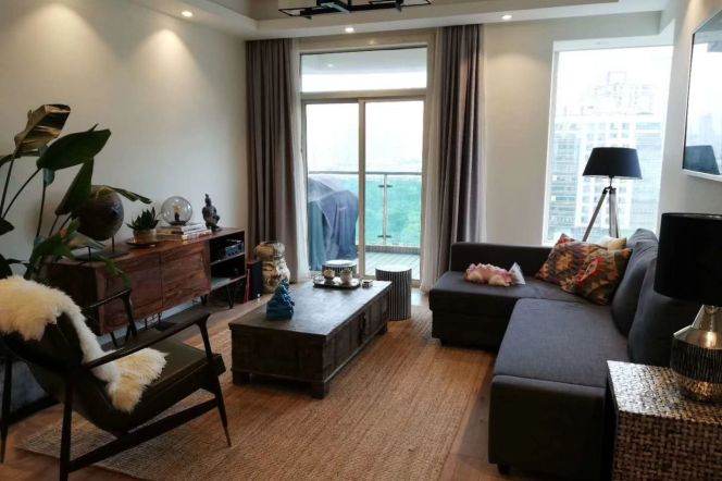 2 Brs, 2 Baths with Open Balcony, Gym,Swimming pool, 120 sqm @ West Nanjing metro L2