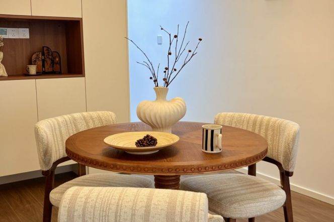 Brand new flat -2beda -nice view- quiet room - suzhou river -1000 trees mall @ Putuo 