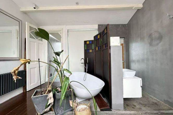 South Shanxi rd 2BR 2BATH with terrace