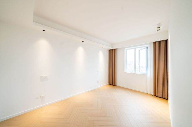 Nice view, 3Br 2Ba 1Balcony 180Sqm, Jiao tong university, L10/11