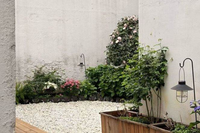 low-density residential compound at North Urumqi Road