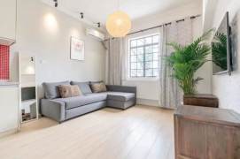 Valuable Changshu Rd 2BR with Balcony/Wallheating/Oven 12.5K 