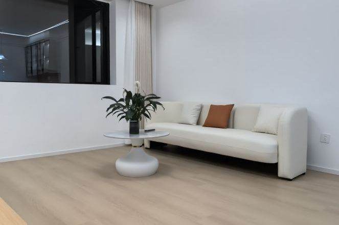 Wuding rd/Spacious 1BR 2LR/big living room/elevator/floor heating,@L14