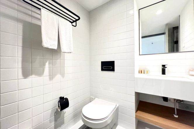 1Loft near line 3/11/12 and convenient Jiao'tong Uni can long and short term lease