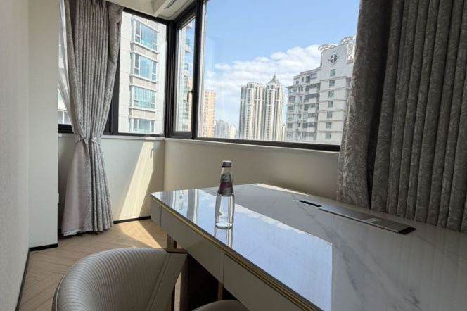 1 Big Br with Central ac/Floor heating, 80 sqm, High rise building @ West Yan’an metro L3&4