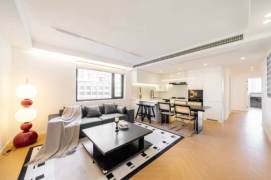 Newly Renovated 3+1BR 2BA Apt next to Jiashan Rd Station