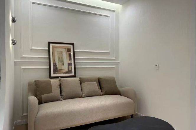 Nice 1br/1lr@south pudong rd sta 5.3k