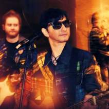  Live music at Outdoor Terrace 