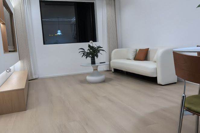 Wuding rd/Spacious 1BR 2LR/big living room/elevator/floor heating,@L14