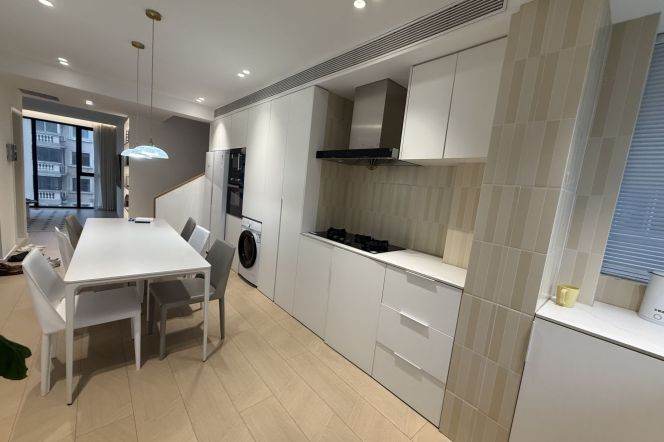 Elevator Modern 2Br/2Lr/2Bt Close to L9/14 Lantian Rd Metro Station 