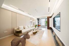 Modern 3brs with floor heating beside Century Park 