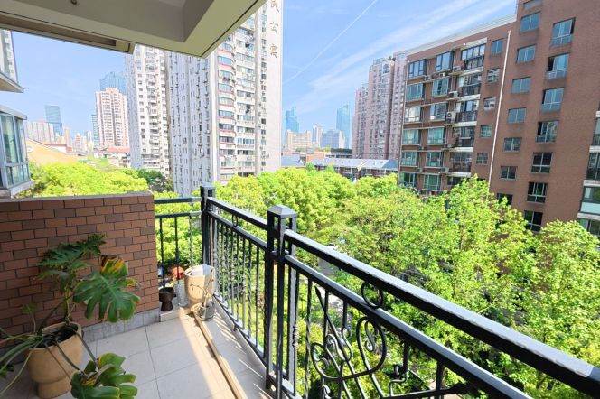 Natural light, 2Br 1Balcony 110Sqm, Wuding rd., L14