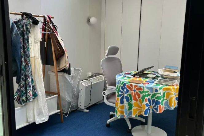 Zhaojiabang 1BR apartment with yard