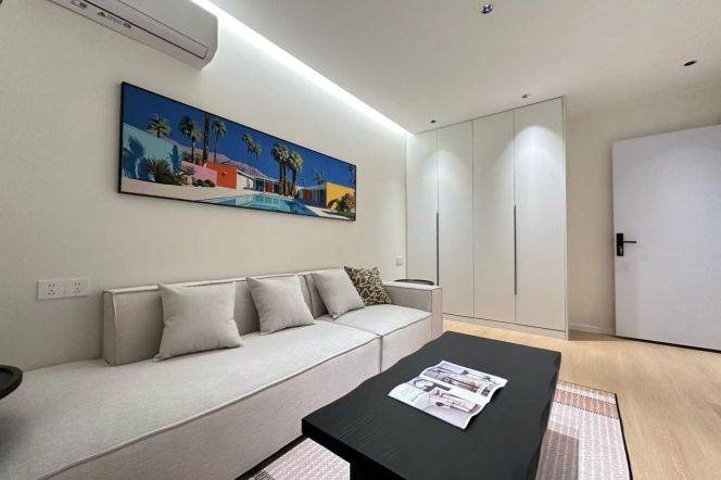 Pudong area/spacious 1BR 2LR/big living room/bright room,Century Avenue@L2/4/6/9