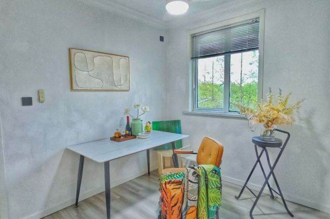 zhongshan park station one bedroom