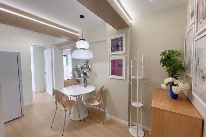 Jingxi Building — Boutique 1BR with Radiator Heating — 12,800 RMB