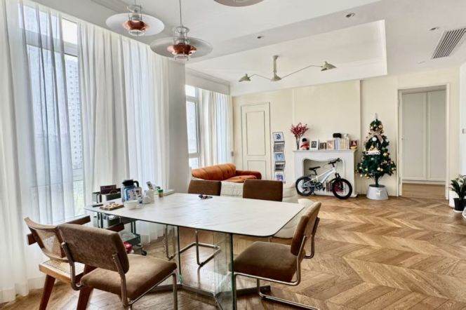 Elegant Spacious 3Brs+2Bth L15/10