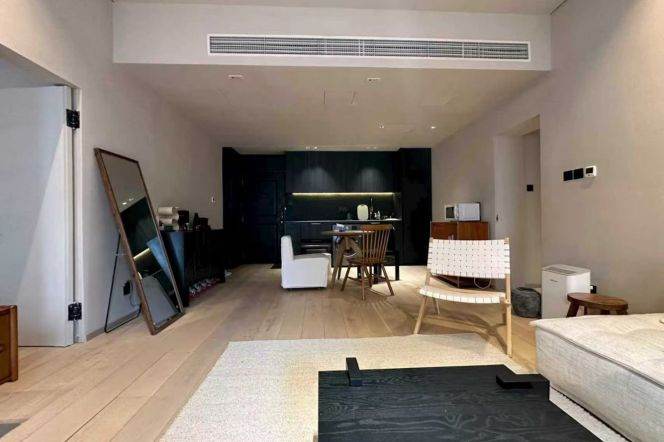 Nicely renovated 2brs apt Zhenning road