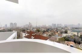 Modern 3brs with floor heating and balcony in central downtown 