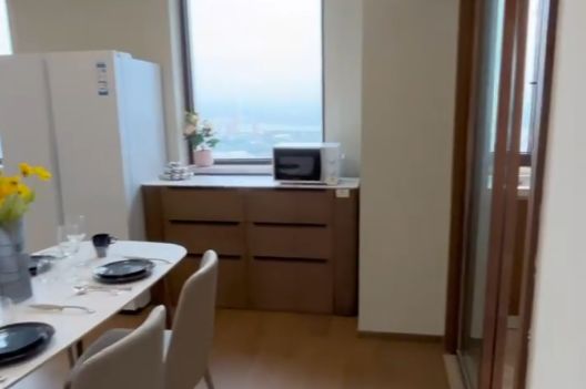 2br, 112sqm, balcony, subway L3Songfa ,new compound, key. 11k