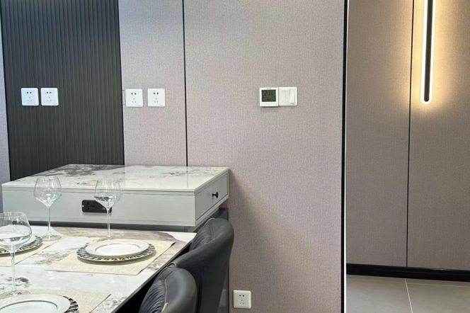 Renovated 3br ,2bth,CA,floor heating, Dishes Washer, close to SUIS,Korean Town