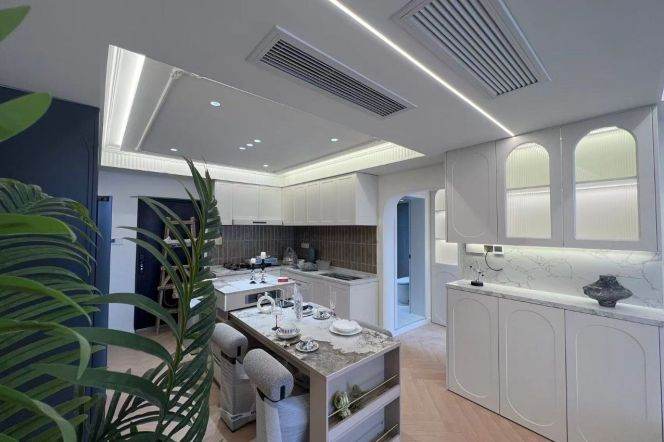 Changshou Rd Station Elevator 3Br/2Bath Line7/13