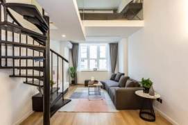 Loft 1+1bedrooms elevator Apt+oven+Dryer@Line7 Changping Rd