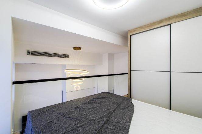 Xuhui — Garden Sanctuary near Xujiahui — 12,000 RMB