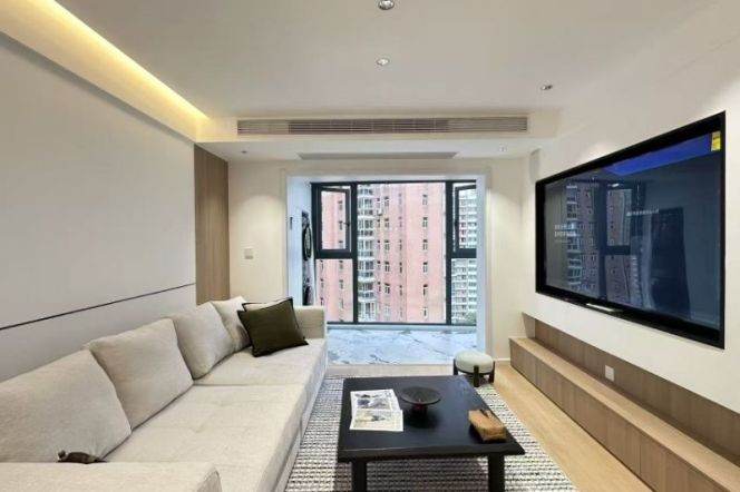 Spacious 1BR High-Floor in Lianyang Community/Century Park