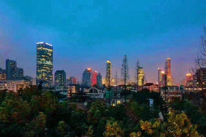 Charming 2+1BR 3BA Duplex w/Sunroom Terrace nr Changshu Rd Station