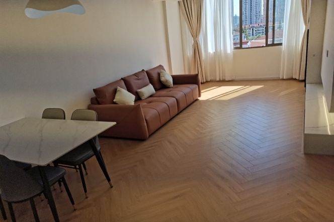 Jingxi Building — Boutique 1BR with Radiator Heating — 12,800 