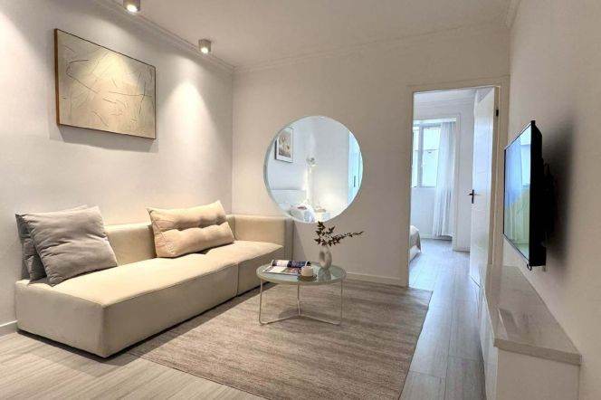 Jing’an Spacious 1Br/2Lr/1Bt@L7 Changping Rd Station 