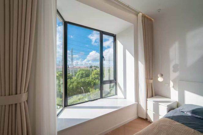 Cozy&Bright 3Br+Balcony with nice view @ L9/14