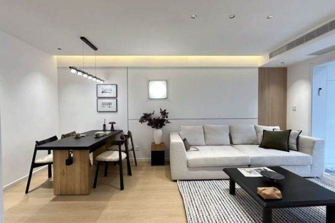 Spacious 1BR High-Floor in Lianyang Community/Century Park