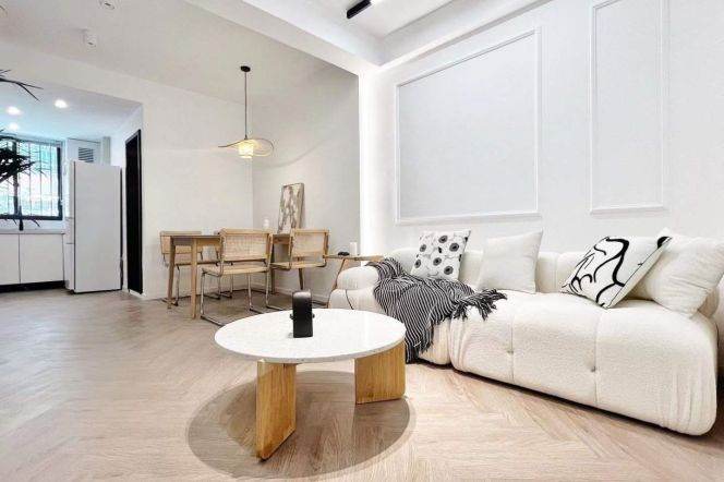 Nice yard+modern 1br 2lr/central AC/floor heating/Zhongshan park@L2/3/4